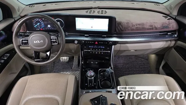 Kia Carnival Generation 4 — Фото автомобиля 9