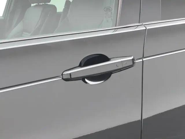 Land Rover Discovery — Фото автомобиля 11