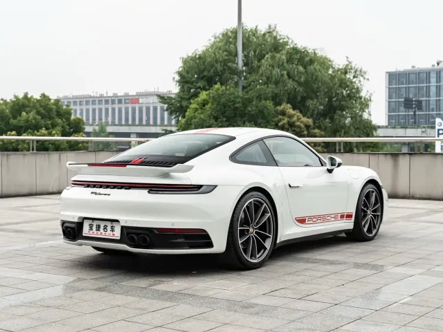Porsche 911 — Фото автомобиля 6