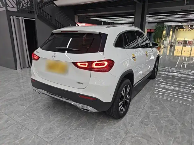 Mercedes-Benz GLA-Class — Фото автомобиля 6