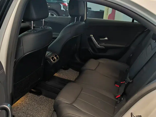 Mercedes-Benz A-Class — Фото автомобиля 10