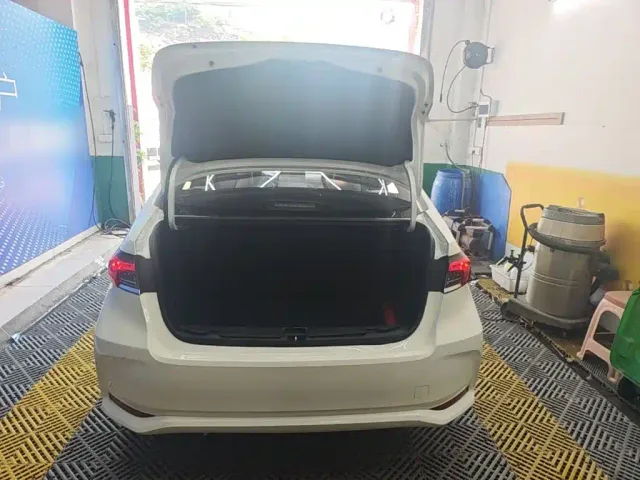 Toyota Corolla — Фото автомобиля 14