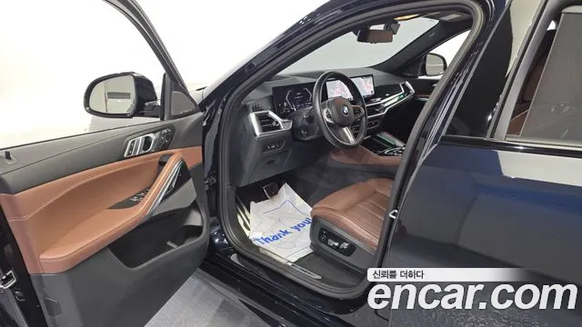BMW X6 xDrive40i M Sport — Фото автомобиля 10