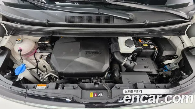 Hyundai Staria — Фото автомобиля 9