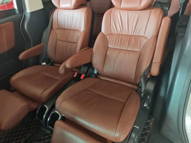 Honda Odyssey — Фото автомобиля 16