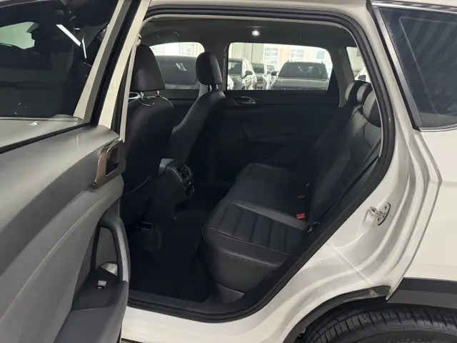 Volkswagen Tharu — Фото автомобиля 3