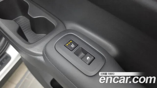 Hyundai Santafe — Фото автомобиля 15