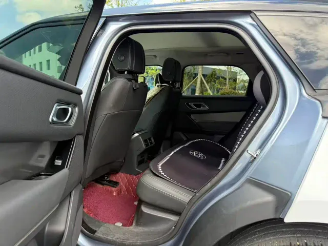 Land Rover Range Rover Velar — Фото автомобиля 9