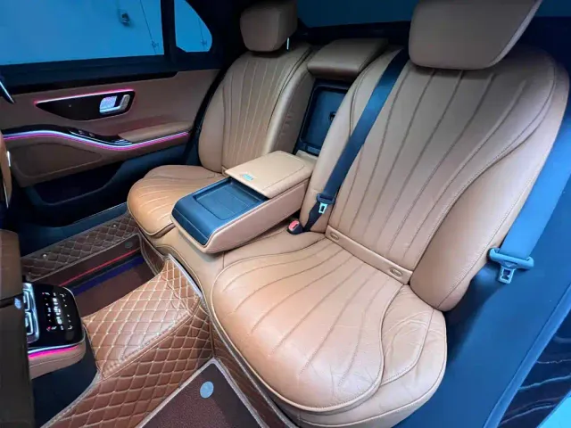 Mercedes-Benz S-Class — Фото автомобиля 12