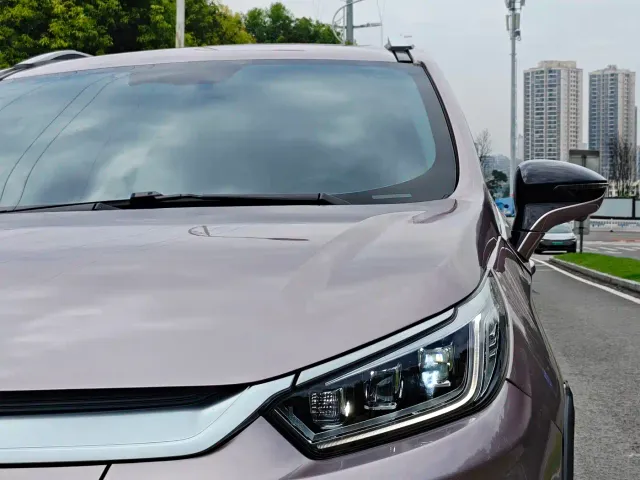 BYD Yuan Pro — Фото автомобиля 5
