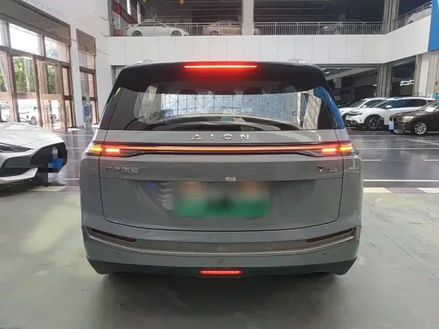 GAC Aion Y — Фото автомобиля 5