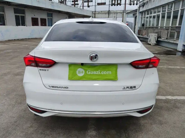 Buick Verano — Фото автомобиля 3