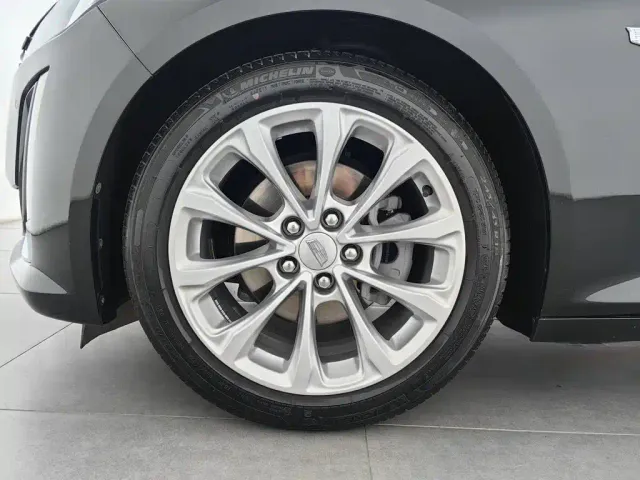 Cadillac CT5 — Фото автомобиля 17