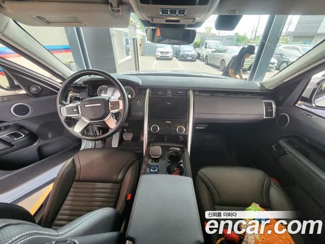 Land Rover Discovery — Фото автомобиля 9