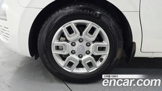 Hyundai Staria Staria Карго 5 мест — Фото автомобиля 5