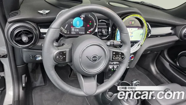 MINI Cooper Convertible — Фото автомобиля 11