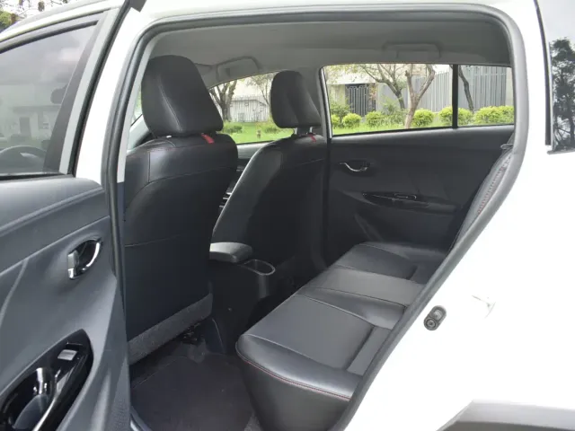 Toyota YARiS L Zhi Xuan — Фото автомобиля 12