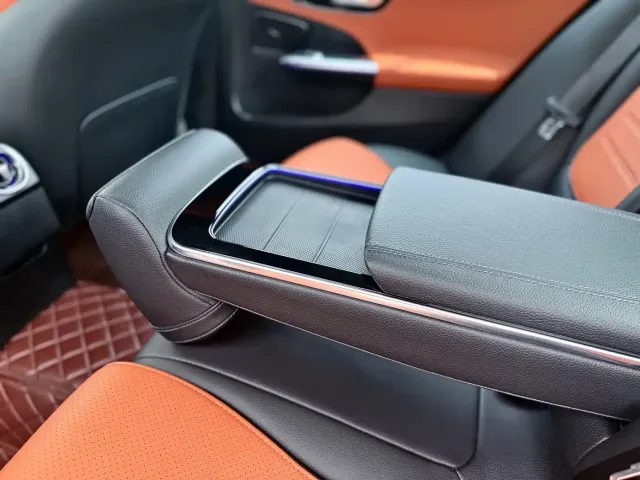 Mercedes-Benz C-Class — Фото автомобиля 17