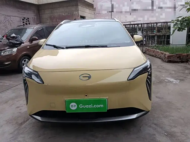 GAC Aion Y — Фото автомобиля 2