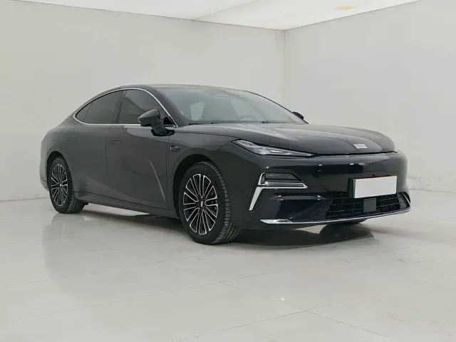 Geely Galaxy Xingyao 8 — Фото автомобиля 3