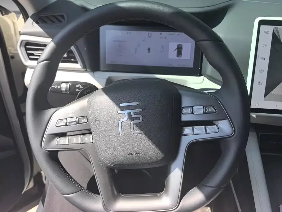 BYD Yuan UP 2025 Smart Drive Edition 401KM Vitality Version — Фото автомобиля 15