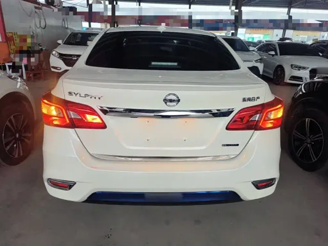 Nissan Sylphy — Фото автомобиля 5