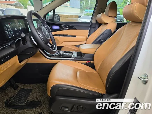Kia Canival Carnival 4 поколение Бензин 7 мест Signature — Фото автомобиля 9