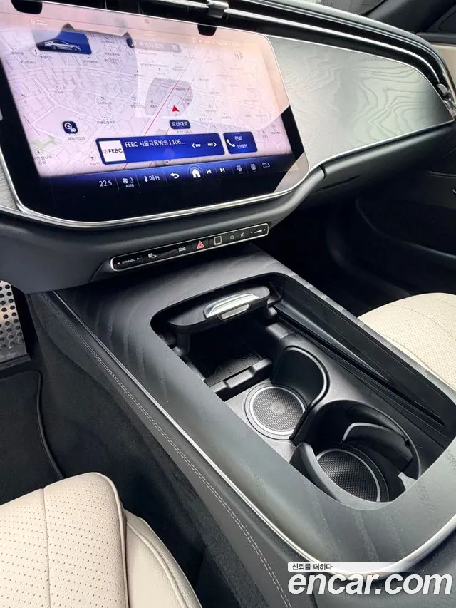 Mercedes-Benz E-Class — Фото автомобиля 5
