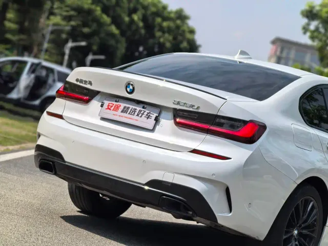 BMW 3 Series — Фото автомобиля 6