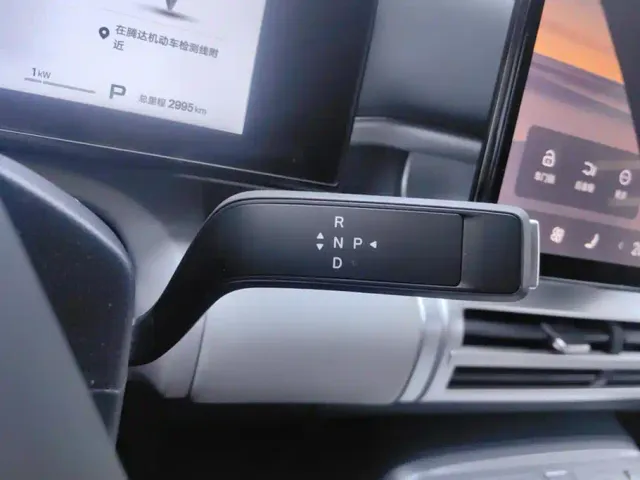 BYD FangChengBao Titanium 7 — Фото автомобиля 16