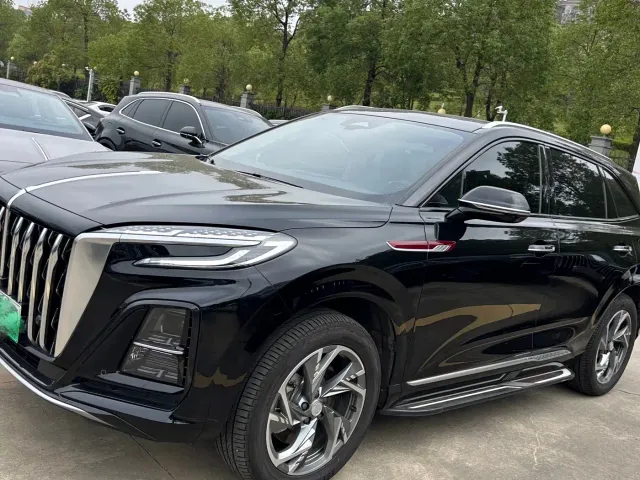 Фотография автомобиля — Hongqi HS3 PHEV