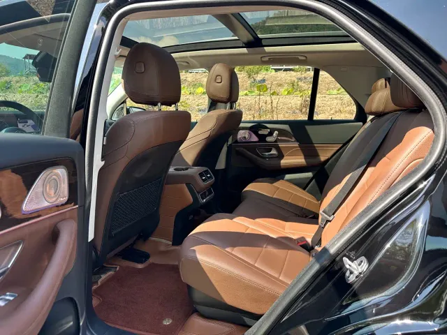 Mercedes-Benz GLE-Class — Фото автомобиля 8