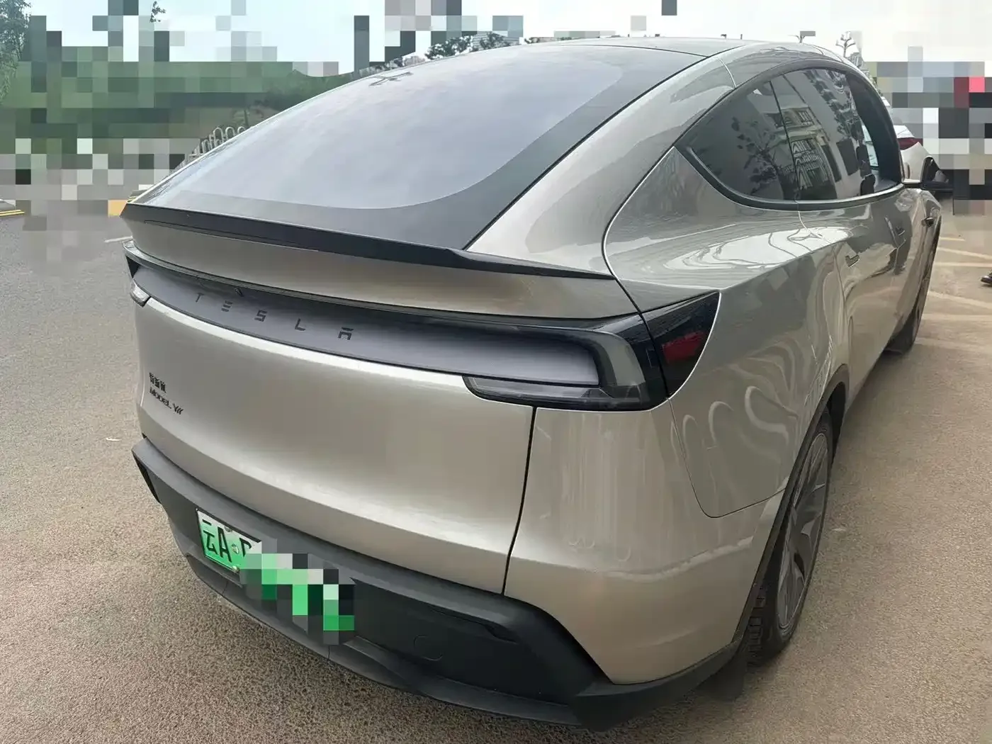 Tesla Model Y L 2025 Facelift Long Range AWD — Фото автомобиля 8