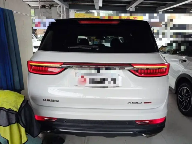 Jetour X90 Plus — Фото автомобиля 5