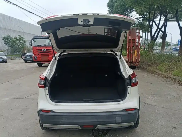 Nissan Qashqai — Фото автомобиля 18