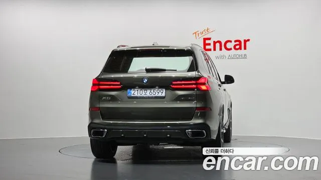 BMW X5 xDrive 40i M Sport — Фото автомобиля 2