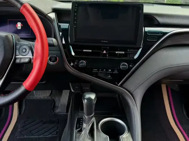 Toyota Camry — Фото автомобиля 7