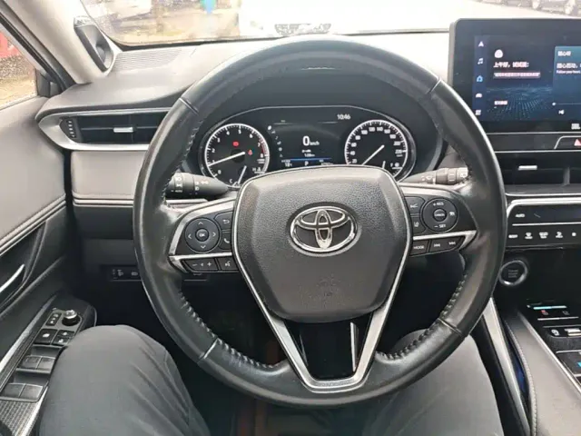 Toyota Venza — Фото автомобиля 10