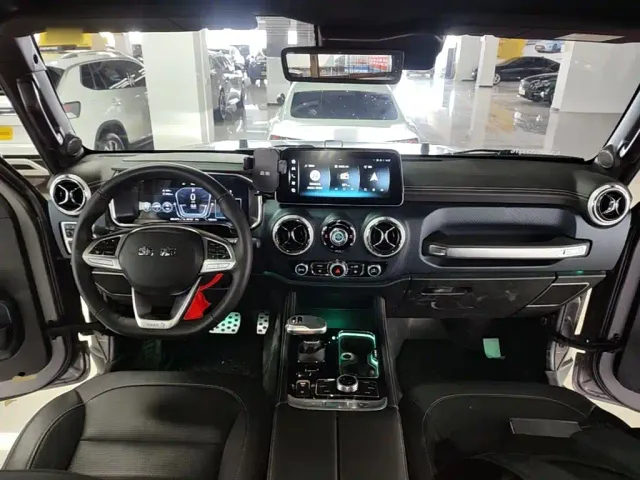 BAIC BJ40 — Фото автомобиля 9
