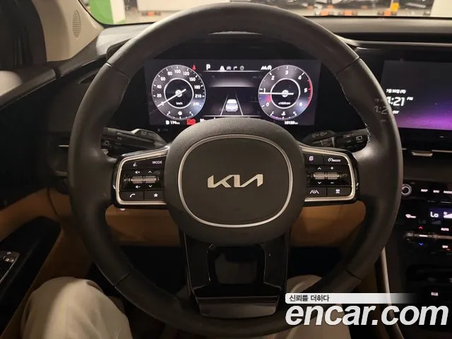 Kia Canival Carnival 4 поколение Дизель 9 мест Prestige — Фото автомобиля 5