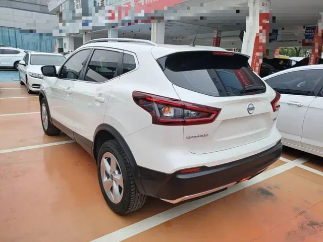 Nissan Qashqai — Фото автомобиля 4