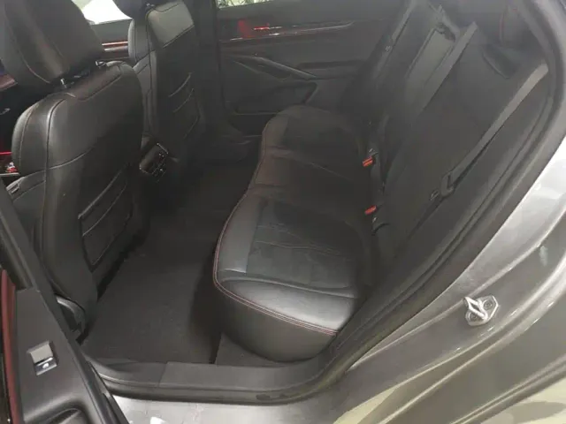 Ford Mondeo — Фото автомобиля 16