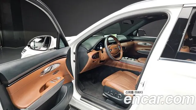 Genesis GV70 2.5T Бензин AWD — Фото автомобиля 9