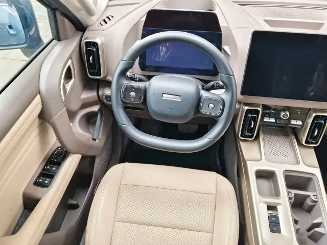 Haval Big Dog — Фото автомобиля 6
