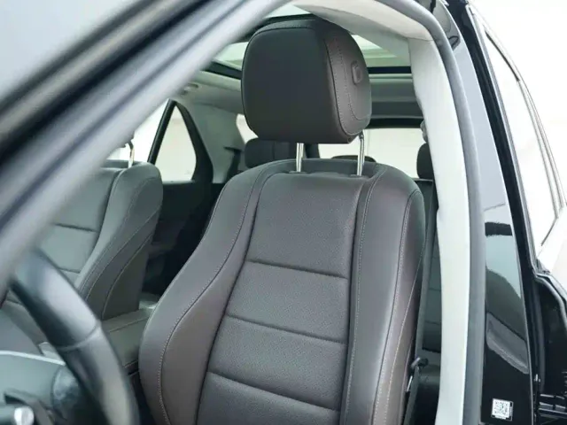 Mercedes-Benz GLE-Class — Фото автомобиля 13