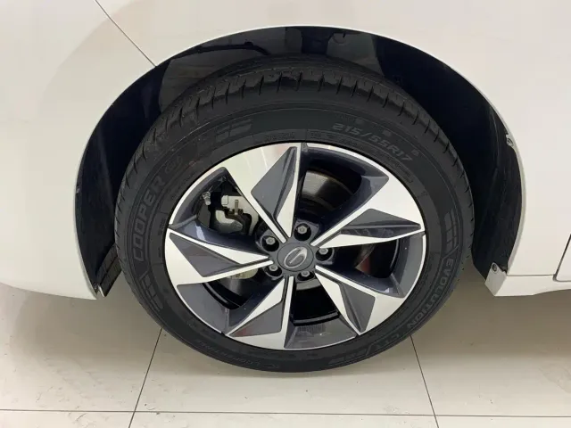 GAC Trumpchi M6 — Фото автомобиля 13