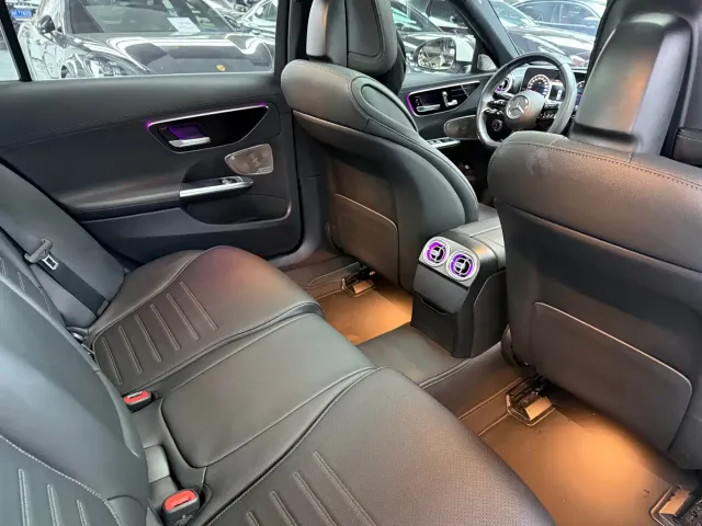 Mercedes-Benz C-Class — Фото автомобиля 15