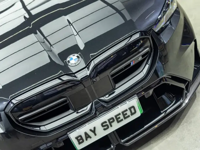 BMW M5 — Фото автомобиля 9