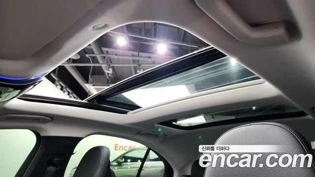 Mercedes-Benz E-Class W214 — Фото автомобиля 18