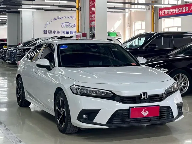 Honda Civic — Фото автомобиля 3